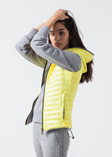 Load image into Gallery viewer, Primula Vest in Yellow