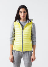 Load image into Gallery viewer, Primula Vest in Yellow