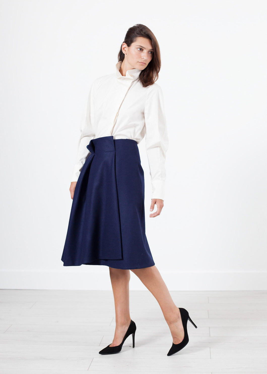 Áo sơ mi Poplin có cổ đầy đủ màu trắng