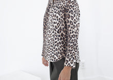 Load image into Gallery viewer, Madame L Blouse in Leopard
