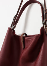 Load image into Gallery viewer, Pretty Grooming Bag
