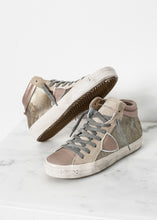 Load image into Gallery viewer, Sequin High Top Sneaker
